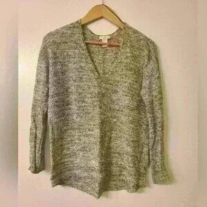 H&M Women's sweater size Small